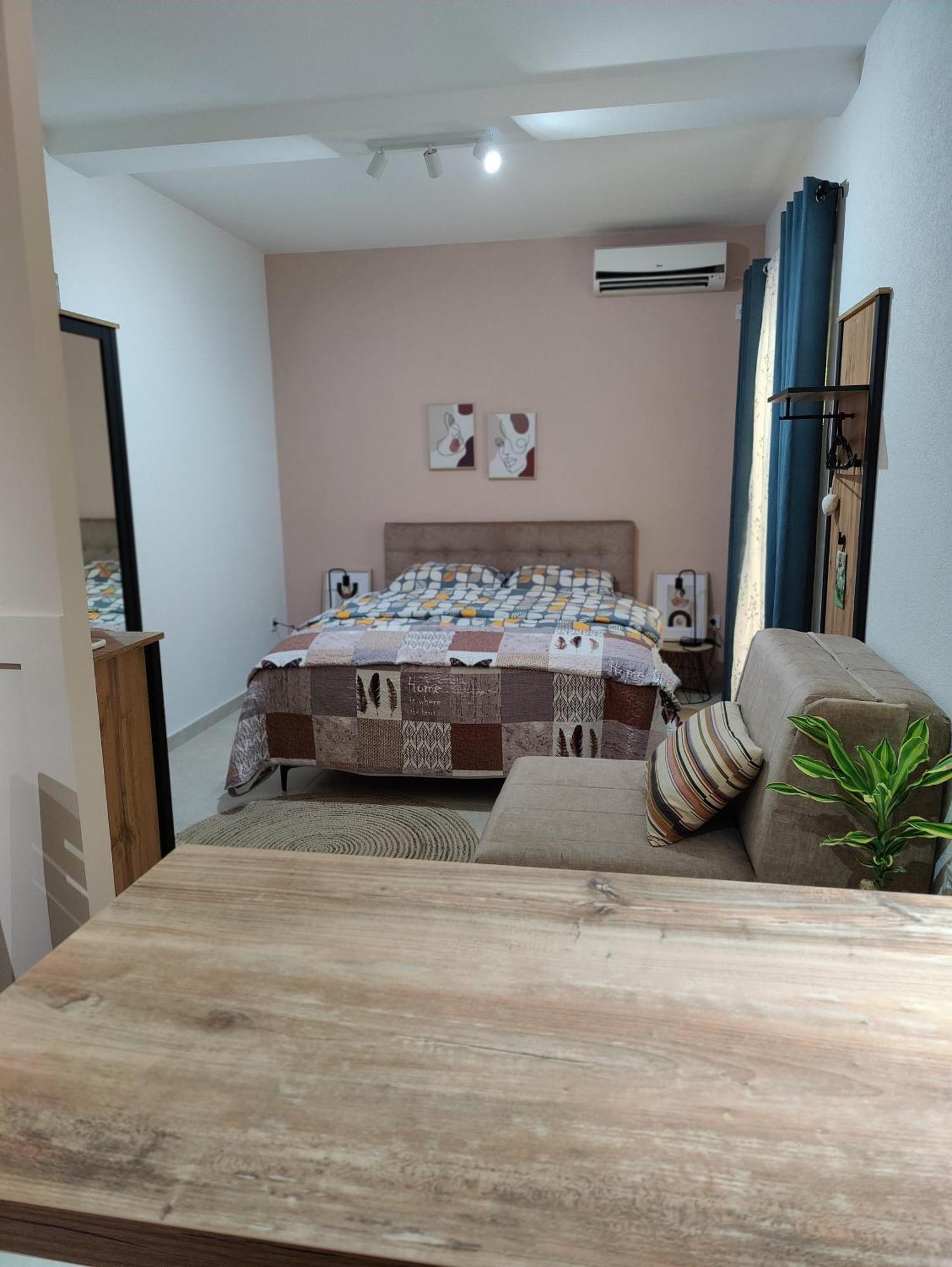 Miro Guesthouse Tivat Bagian luar foto