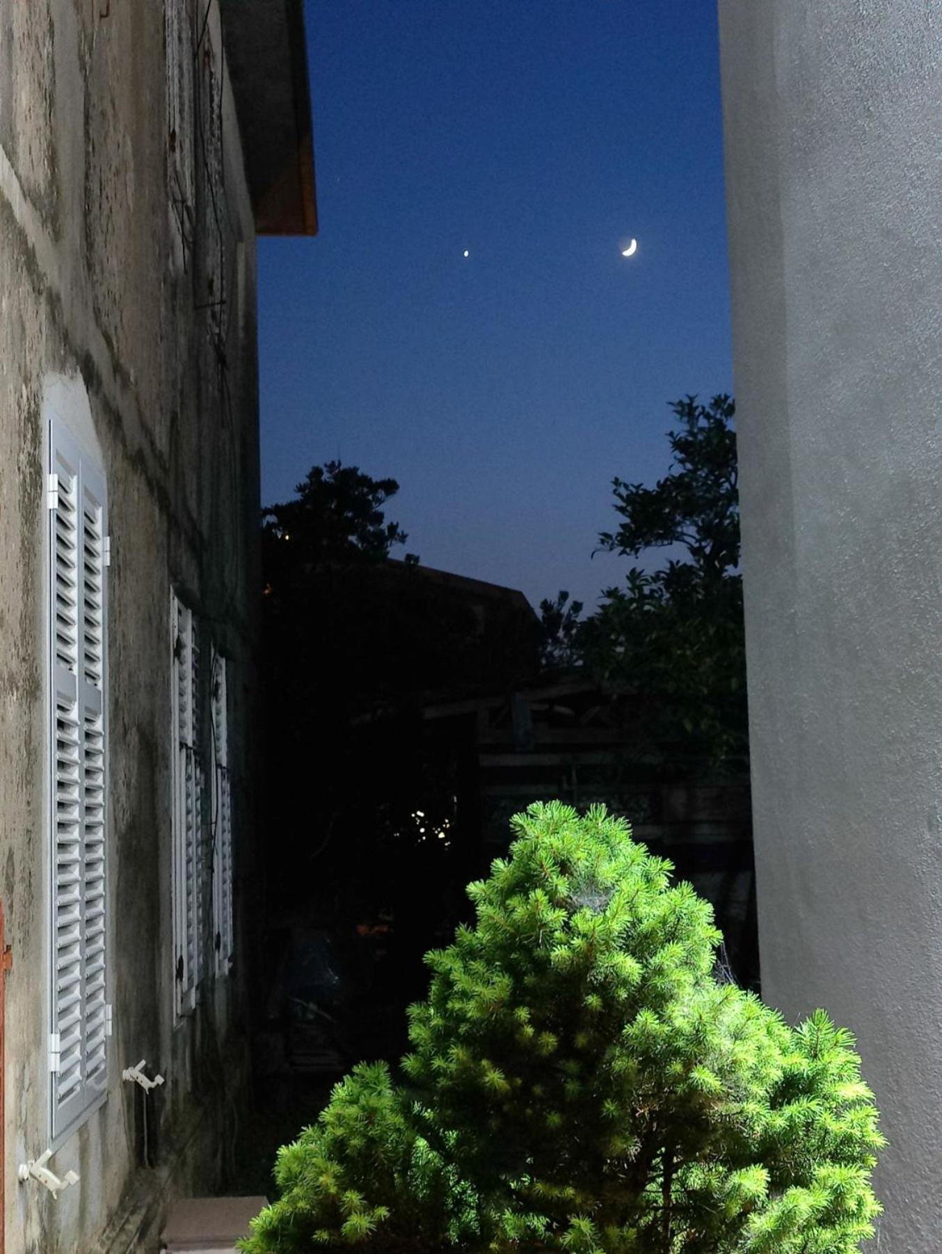 Miro Guesthouse Tivat Bagian luar foto
